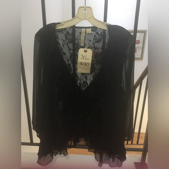 Ruffle blouse cardigan topper XL in black - Picture 1 of 4